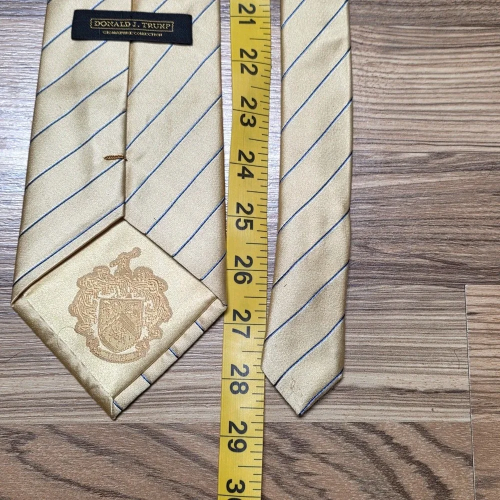 Donald‎ J Trump Signature Collection Striped Necktie Men's Gold Blue 100% Silk